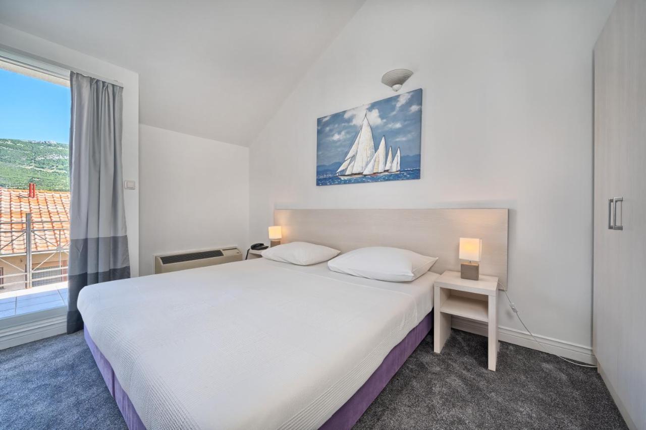 Hotel Kastel Kaštela Eksteriør bilde
